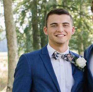 Meet your Posher, Logan